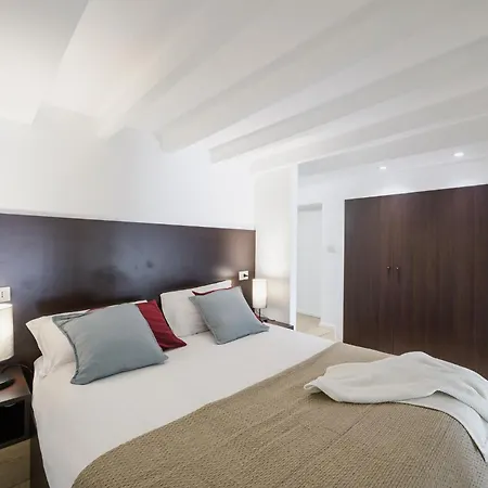 The Ethereal Loft - Cinque Giornate Apartament *