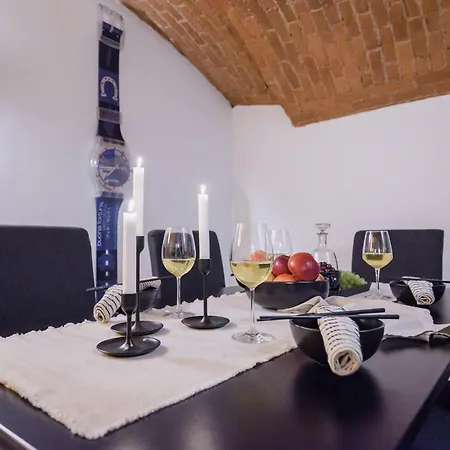 The Ethereal Loft - Cinque Giornate Apartment *